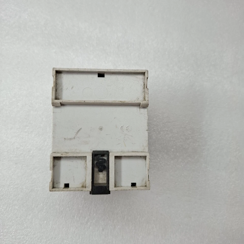 Schneider Electric PM9C Power Logic Logo PM9C